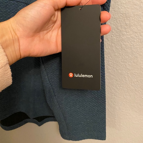 Lululemon crew neck - Picture 6 of 6